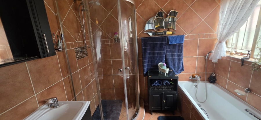 3 Bedroom Property for Sale in Flimieda North West